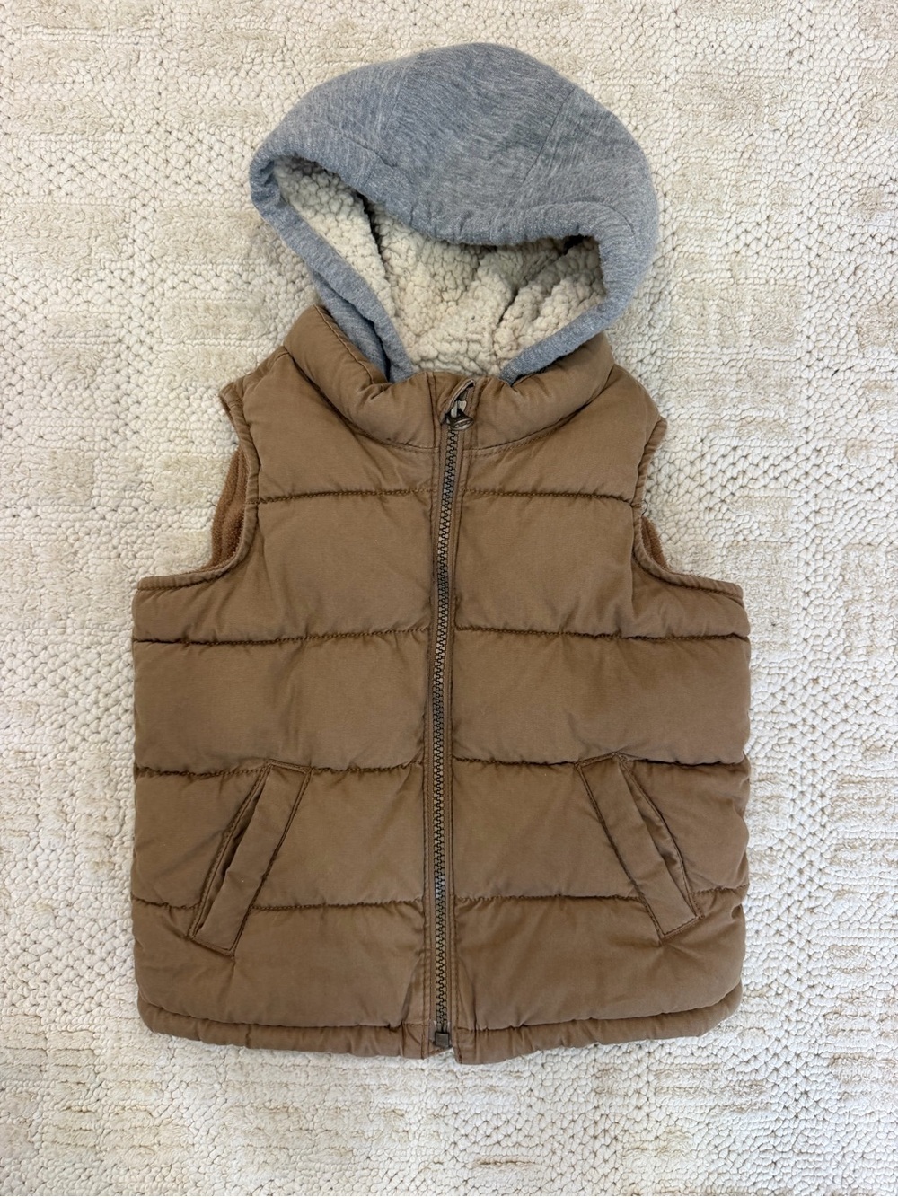 Old Navy Toddler Boys 3T Sherpa Lined Puffer Vest Hooded Brown